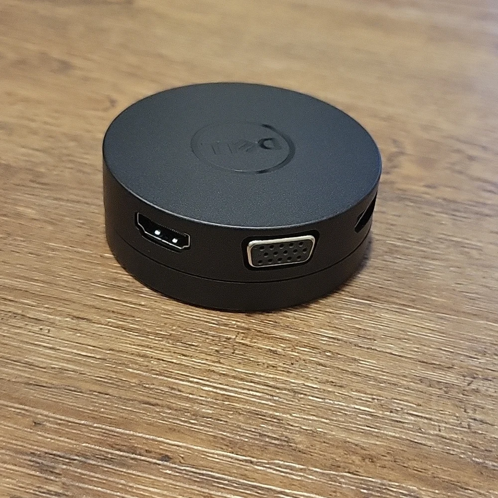 Dell 6-in-1 USB-C Multiport Adapter - DA300U